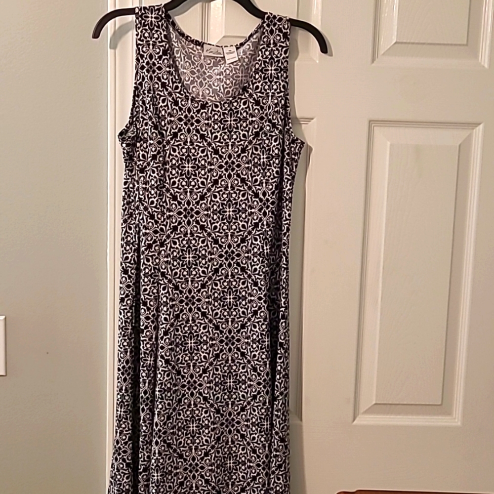 Kim Roger's petite sleeveless dress